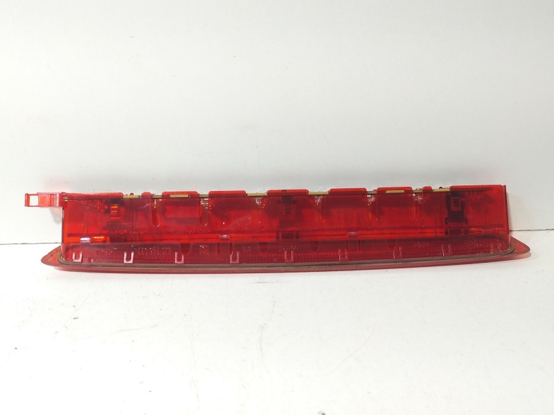 Recambio de luz central de freno para seat leon (1p1) 1.4 tsi referencia OEM IAM 6J0945097  