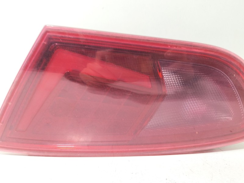 Recambio de piloto trasero derecho interior para seat leon (1p1) 1.4 tsi referencia OEM IAM 1P0945094M  
