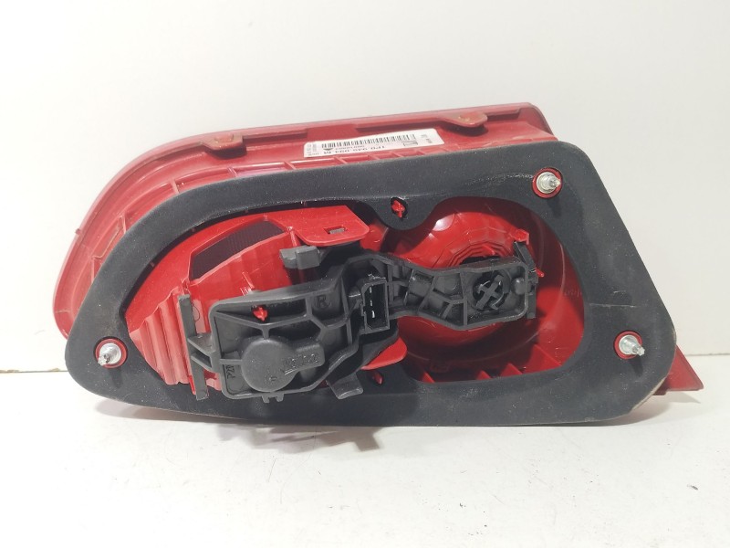 Recambio de piloto trasero derecho interior para seat leon (1p1) 1.4 tsi referencia OEM IAM 1P0945094M  
