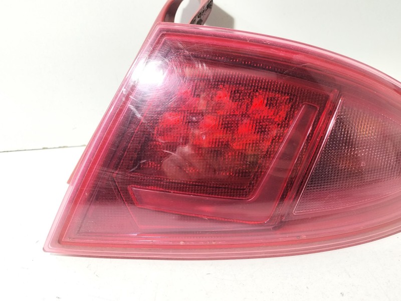 Recambio de piloto trasero derecho para seat leon (1p1) 1.4 tsi referencia OEM IAM 1P0945112G  