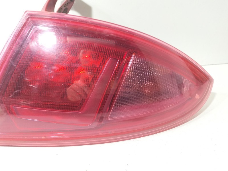 Recambio de piloto trasero derecho para seat leon (1p1) 1.4 tsi referencia OEM IAM 1P0945112G  