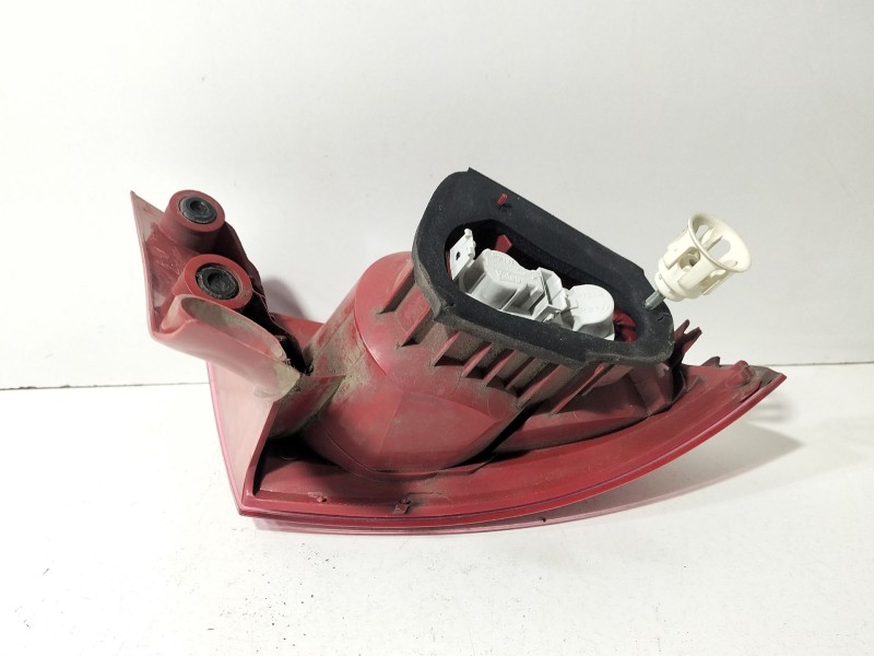 Recambio de piloto trasero derecho para seat leon (1p1) 1.4 tsi referencia OEM IAM 1P0945112G  