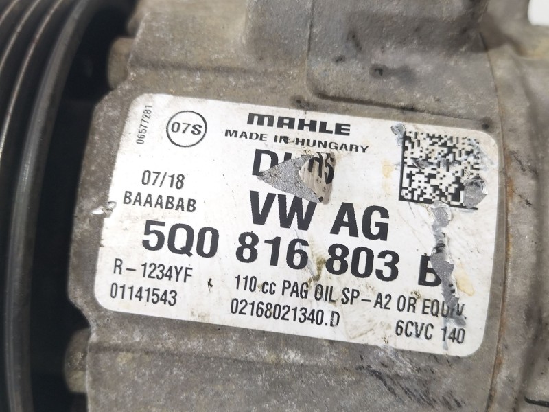 Recambio de compresor aire acondicionado para volkswagen golf vii (5g1, bq1, be1, be2) 1.6 tdi referencia OEM IAM 5Q0816803B  