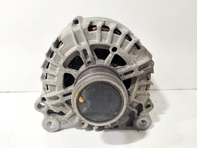 Recambio de alternador para volkswagen golf vii (5g1, bq1, be1, be2) 1.6 tdi referencia OEM IAM 04L903021D  