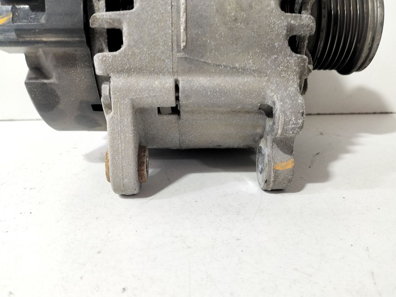 Recambio de alternador para volkswagen golf vii (5g1, bq1, be1, be2) 1.6 tdi referencia OEM IAM 04L903021D  