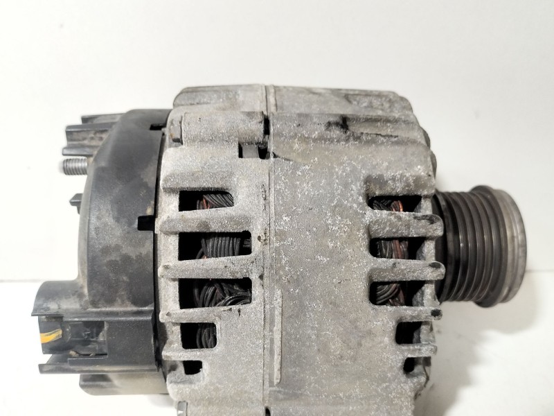 Recambio de alternador para volkswagen golf vii (5g1, bq1, be1, be2) 1.6 tdi referencia OEM IAM 04L903021D  