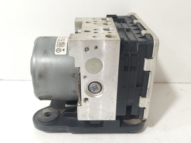 Recambio de abs para volkswagen golf vii (5g1, bq1, be1, be2) 1.6 tdi referencia OEM IAM 5Q0614517CQ  