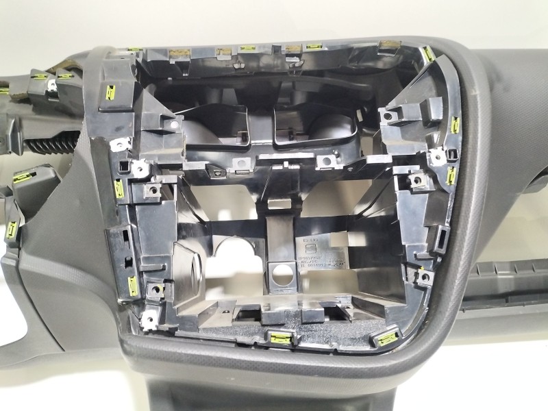 Recambio de salpicadero para seat leon (1p1) 1.4 tsi referencia OEM IAM 1P1857003TLF  