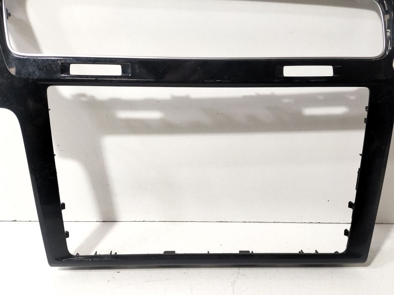 Recambio de guarnecido pantalla multifuncion para volkswagen golf vii (5g1, bq1, be1, be2) 1.6 tdi referencia OEM IAM 5G1819743 