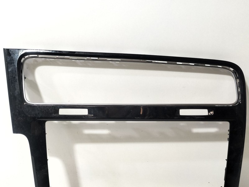 Recambio de guarnecido pantalla multifuncion para volkswagen golf vii (5g1, bq1, be1, be2) 1.6 tdi referencia OEM IAM 5G1819743 
