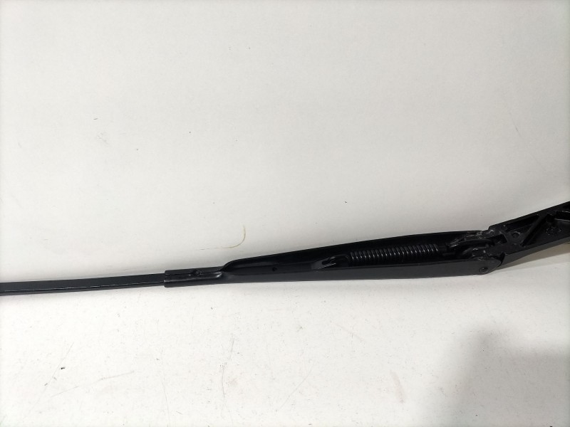 Recambio de brazo limpia delantero derecho para volkswagen golf vii (5g1, bq1, be1, be2) 1.6 tdi referencia OEM IAM 5G1955410  