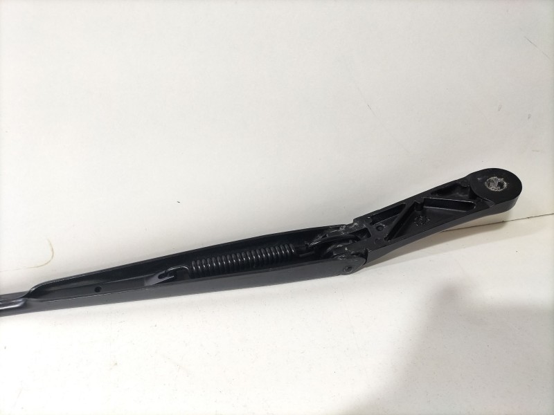 Recambio de brazo limpia delantero derecho para volkswagen golf vii (5g1, bq1, be1, be2) 1.6 tdi referencia OEM IAM 5G1955410  