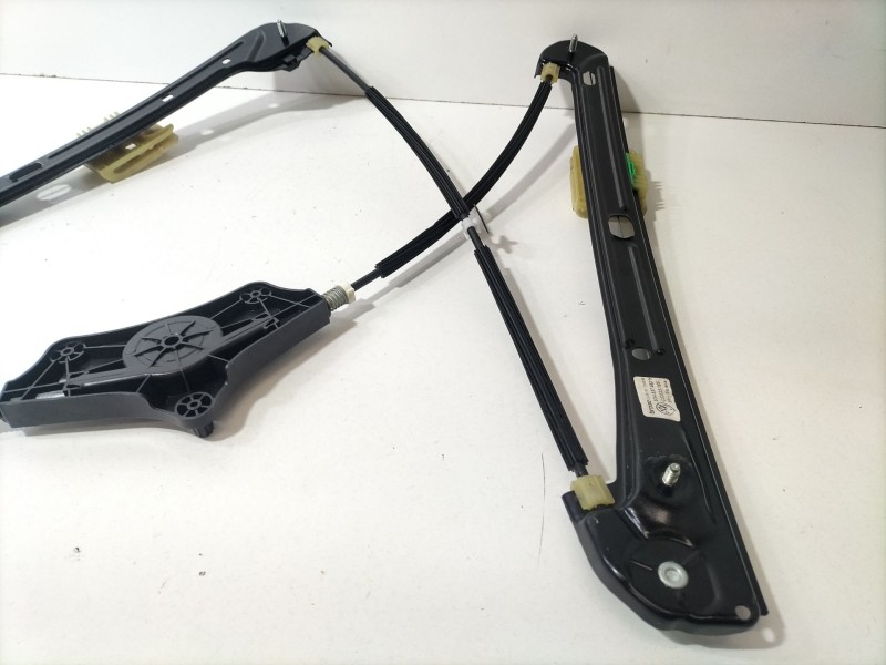 Recambio de elevalunas delantero derecho para volkswagen golf vii (5g1, bq1, be1, be2) 1.6 tdi referencia OEM IAM 5G4837462H  