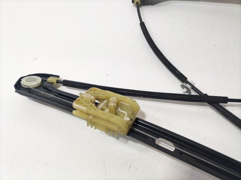 Recambio de elevalunas delantero derecho para volkswagen golf vii (5g1, bq1, be1, be2) 1.6 tdi referencia OEM IAM 5G4837462H  