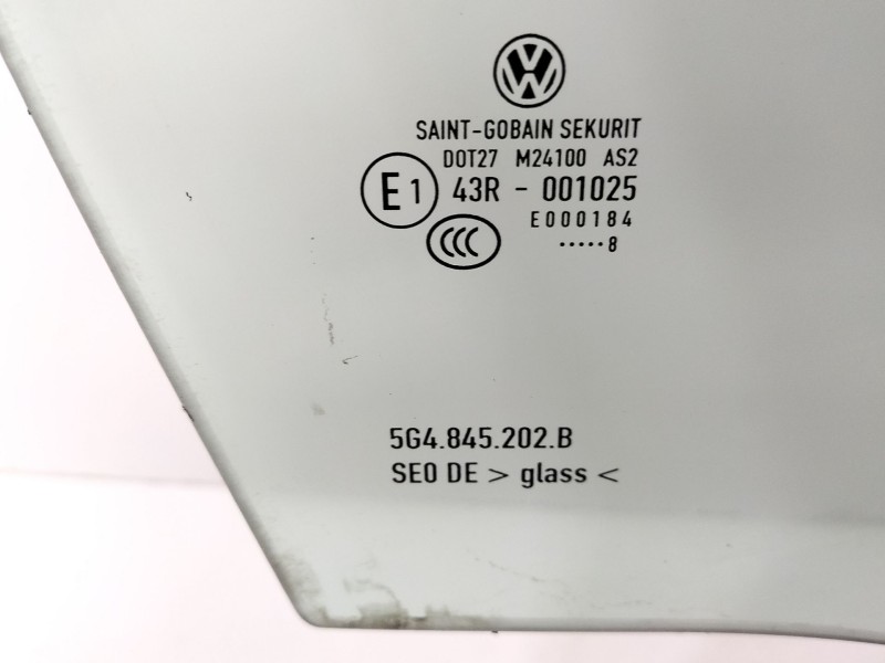 Recambio de luna delantera derecha para volkswagen golf vii (5g1, bq1, be1, be2) 1.6 tdi referencia OEM IAM 5G4845202B  