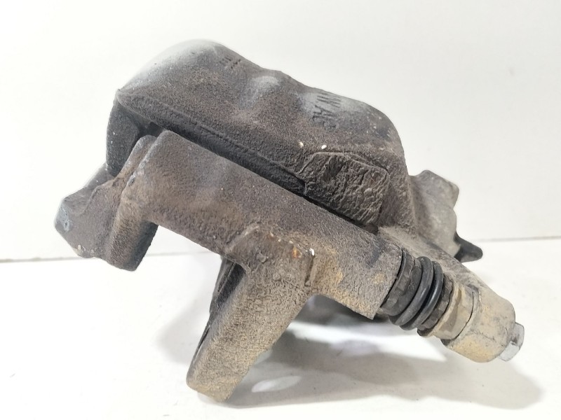 Recambio de pinza freno delantera derecha para volkswagen golf vii (5g1, bq1, be1, be2) 1.6 tdi referencia OEM IAM 8V0615124  