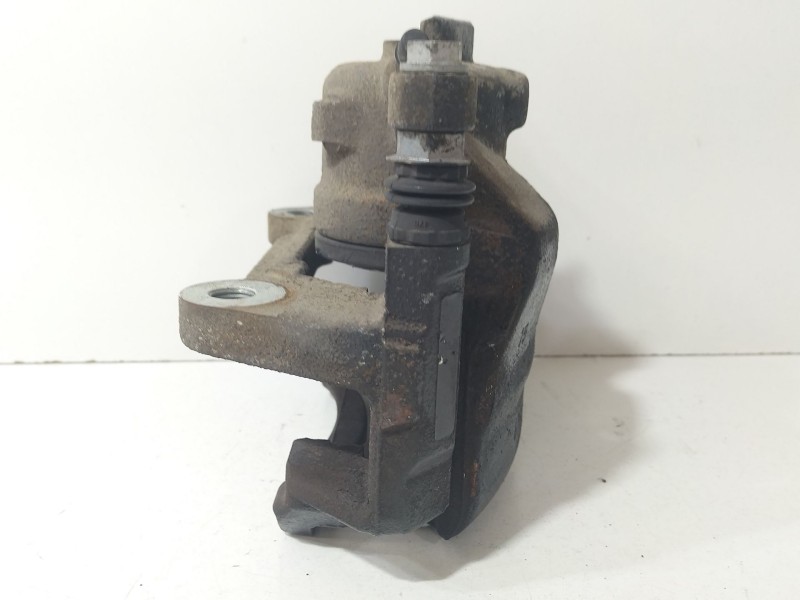 Recambio de pinza freno delantera derecha para volkswagen golf vii (5g1, bq1, be1, be2) 1.6 tdi referencia OEM IAM 8V0615124  