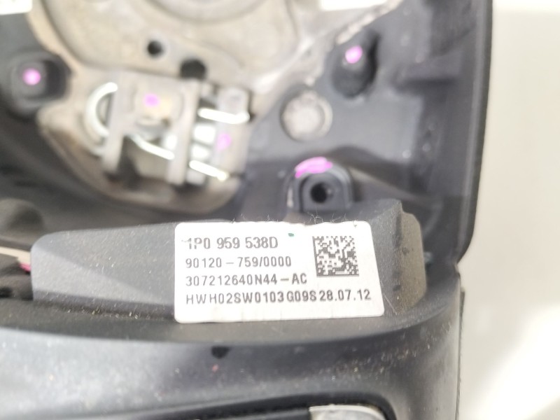 Recambio de volante multifuncion para seat leon (1p1) 1.4 tsi referencia OEM IAM 7N5419091B  