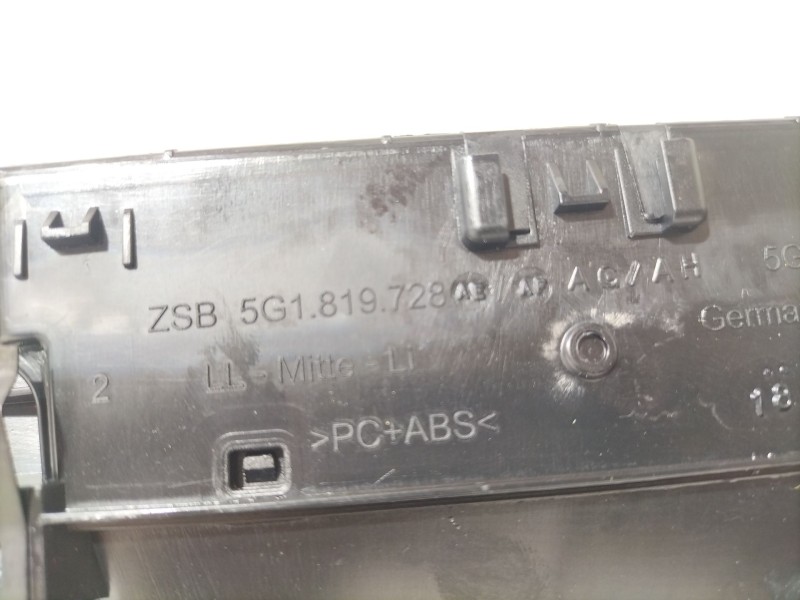 Recambio de aireador de salpicadero para volkswagen golf vii (5g1, bq1, be1, be2) 1.6 tdi referencia OEM IAM 5G1815736  