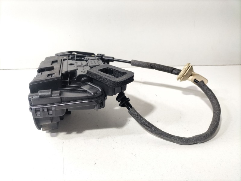Recambio de cerradura puerta delantera derecha para volkswagen golf vii (5g1, bq1, be1, be2) 1.6 tdi referencia OEM IAM 5TB83701