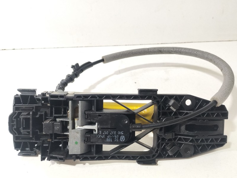 Recambio de maneta exterior delantera derecha para volkswagen golf vii (5g1, bq1, be1, be2) 1.6 tdi referencia OEM IAM 5N0839885