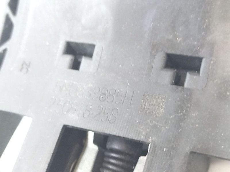 Recambio de maneta exterior delantera derecha para volkswagen golf vii (5g1, bq1, be1, be2) 1.6 tdi referencia OEM IAM 5N0839885