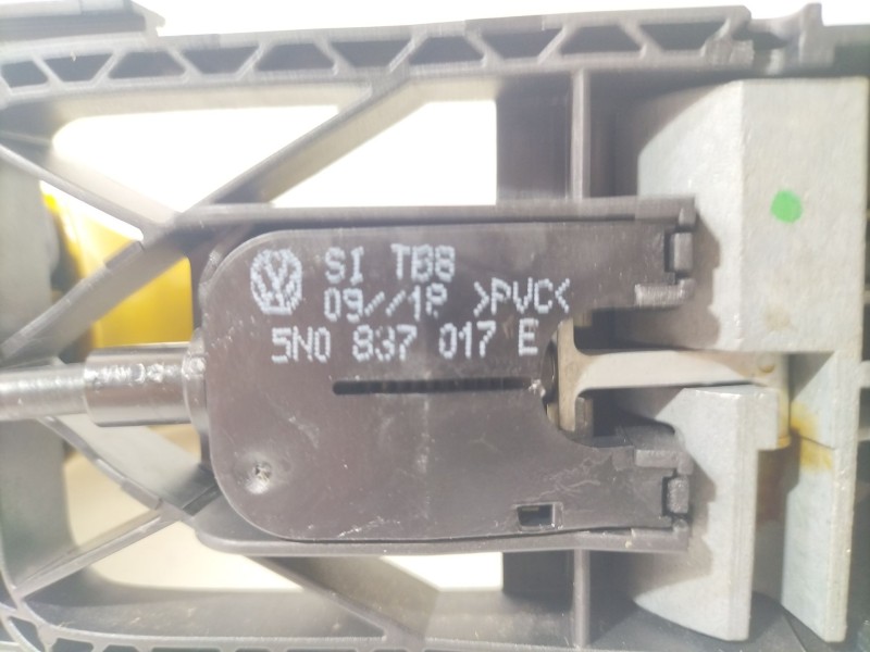 Recambio de maneta exterior delantera derecha para volkswagen golf vii (5g1, bq1, be1, be2) 1.6 tdi referencia OEM IAM 5N0839885