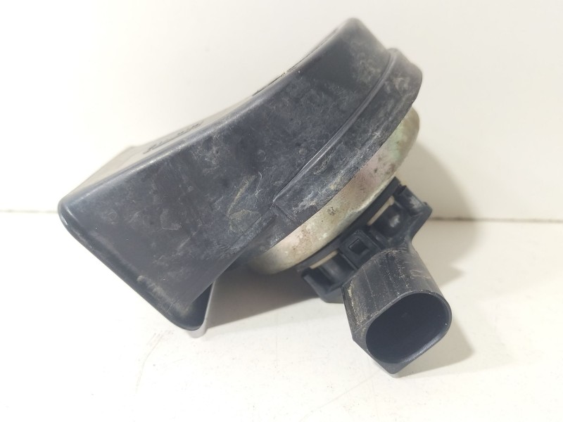 Recambio de claxon para volkswagen golf vii (5g1, bq1, be1, be2) 1.6 tdi referencia OEM IAM 5C0951223C  