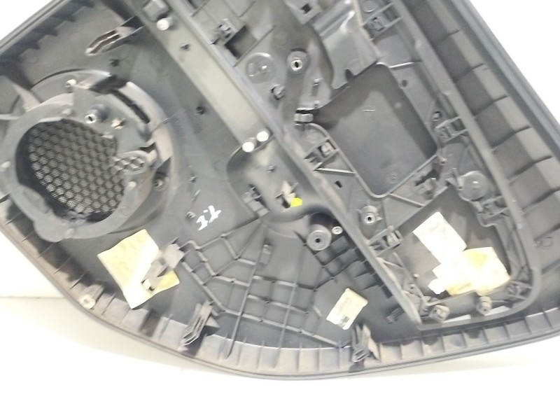 Recambio de guarnecido puerta trasera izquierda para seat leon (1p1) 1.4 tsi referencia OEM IAM 1P0867211  