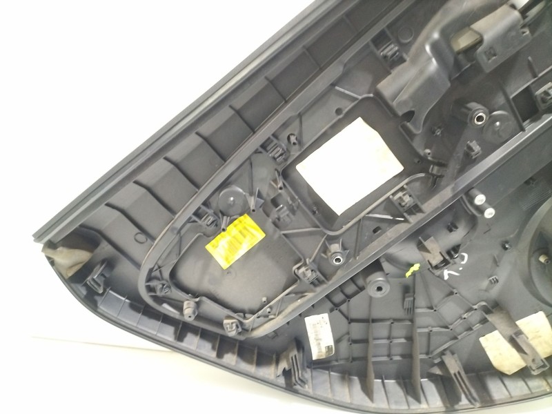 Recambio de guarnecido puerta trasera derecha para seat leon (1p1) 1.4 tsi referencia OEM IAM 1P0867212A  