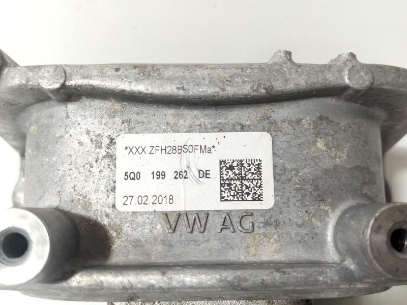 Recambio de soporte motor para volkswagen golf vii (5g1, bq1, be1, be2) 1.6 tdi referencia OEM IAM 5Q0199262DE  