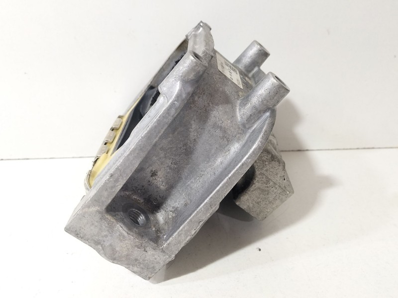 Recambio de soporte motor para volkswagen golf vii (5g1, bq1, be1, be2) 1.6 tdi referencia OEM IAM 5Q0199262DE  