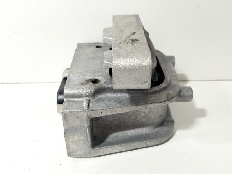 Recambio de soporte motor para volkswagen golf vii (5g1, bq1, be1, be2) 1.6 tdi referencia OEM IAM 5Q0199262DE  