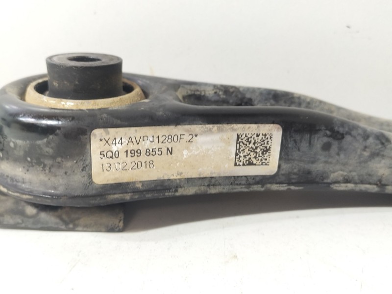 Recambio de soporte motor para volkswagen golf vii (5g1, bq1, be1, be2) 1.6 tdi referencia OEM IAM 5Q0199855N  