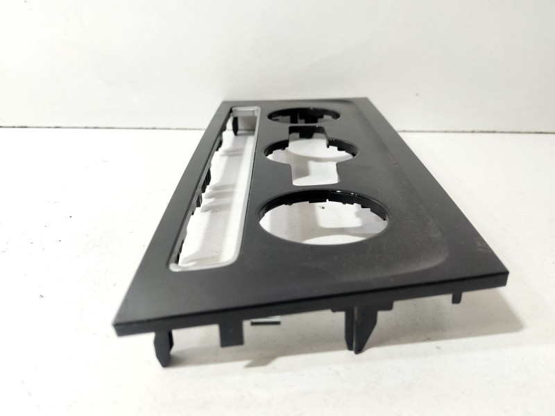 Recambio de guarnecidos para volkswagen golf vii (5g1, bq1, be1, be2) 1.6 tdi referencia OEM IAM 5G1863042  