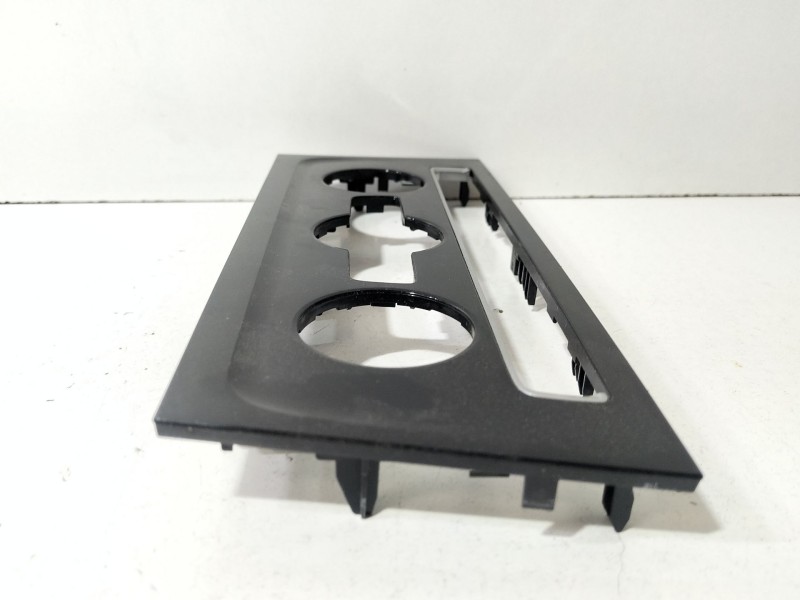 Recambio de guarnecidos para volkswagen golf vii (5g1, bq1, be1, be2) 1.6 tdi referencia OEM IAM 5G1863042  