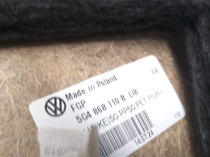 Recambio de guarnecido puerta delantera derecha para volkswagen golf vii (5g1, bq1, be1, be2) 1.6 tdi referencia OEM IAM 5G48681