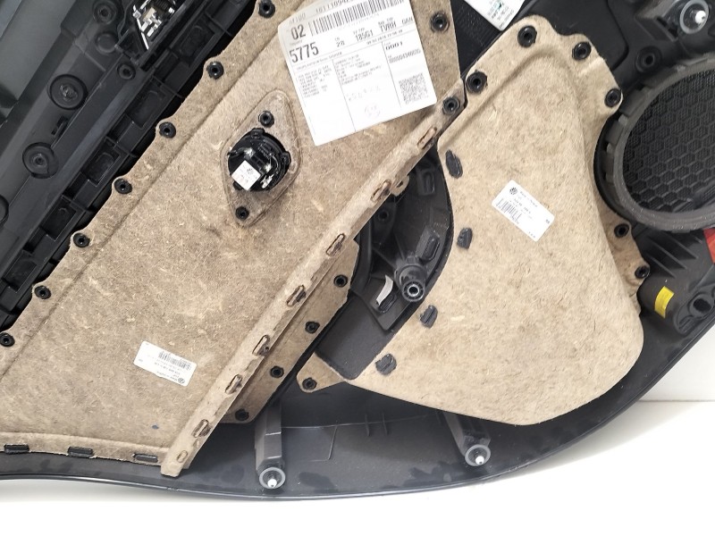 Recambio de guarnecido puerta trasera derecha para volkswagen golf vii (5g1, bq1, be1, be2) 1.6 tdi referencia OEM IAM 5G4867488