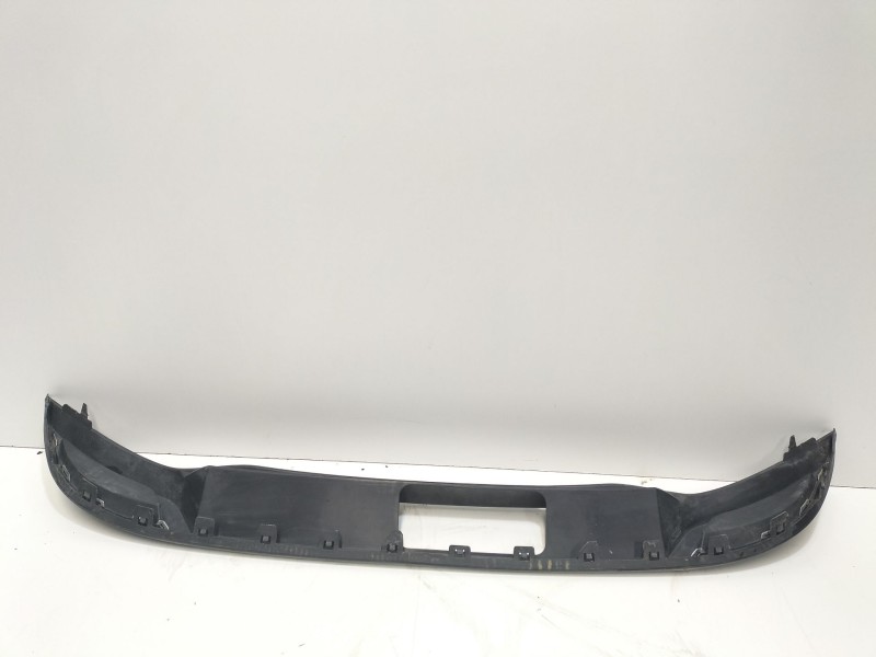 Recambio de molduras traseras para volkswagen golf vii (5g1, bq1, be1, be2) 1.6 tdi referencia OEM IAM 5G6807568R  