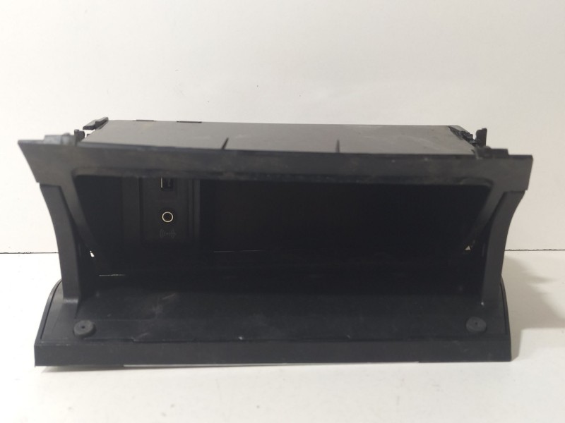 Recambio de cenicero para volkswagen golf vii (5g1, bq1, be1, be2) 1.6 tdi referencia OEM IAM 5G1863391  