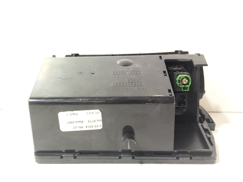 Recambio de cenicero para volkswagen golf vii (5g1, bq1, be1, be2) 1.6 tdi referencia OEM IAM 5G1863391  