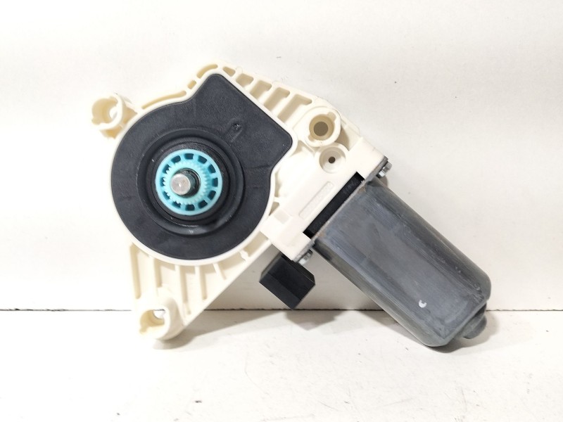 Recambio de motor elevalunas delantero izquierdo para volkswagen golf vii (5g1, bq1, be1, be2) 1.6 tdi referencia OEM IAM 5Q4959
