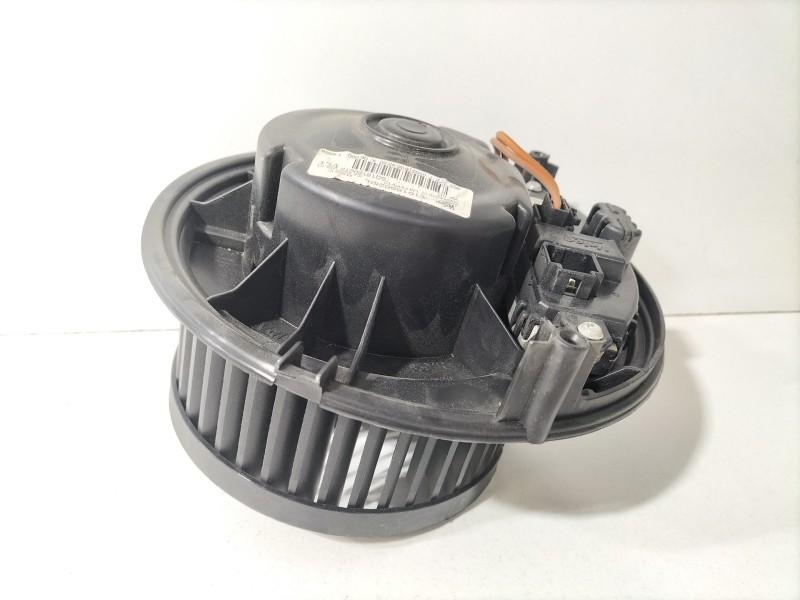 Recambio de motor calefaccion para volkswagen golf vii (5g1, bq1, be1, be2) 1.6 tdi referencia OEM IAM 5Q1819021F  