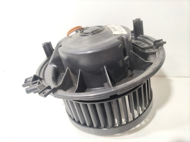 Recambio de motor calefaccion para volkswagen golf vii (5g1, bq1, be1, be2) 1.6 tdi referencia OEM IAM 5Q1819021F  