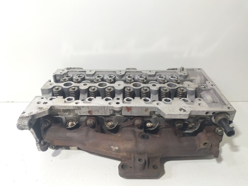 Recambio de culata para opel corsa c 1.3 16v cdti cat (z 13 dt / ln9) referencia OEM IAM 73500052  