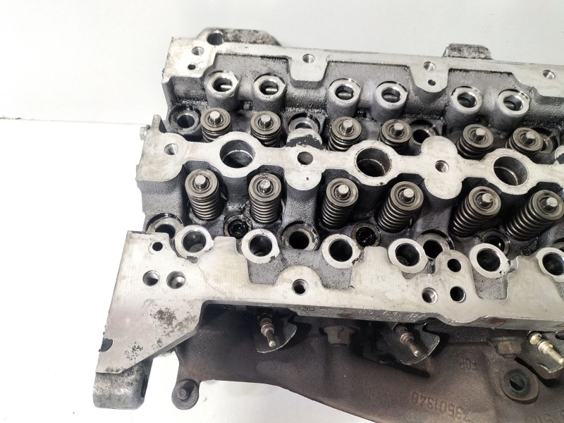 Recambio de culata para opel corsa c 1.3 16v cdti cat (z 13 dt / ln9) referencia OEM IAM 73500052  