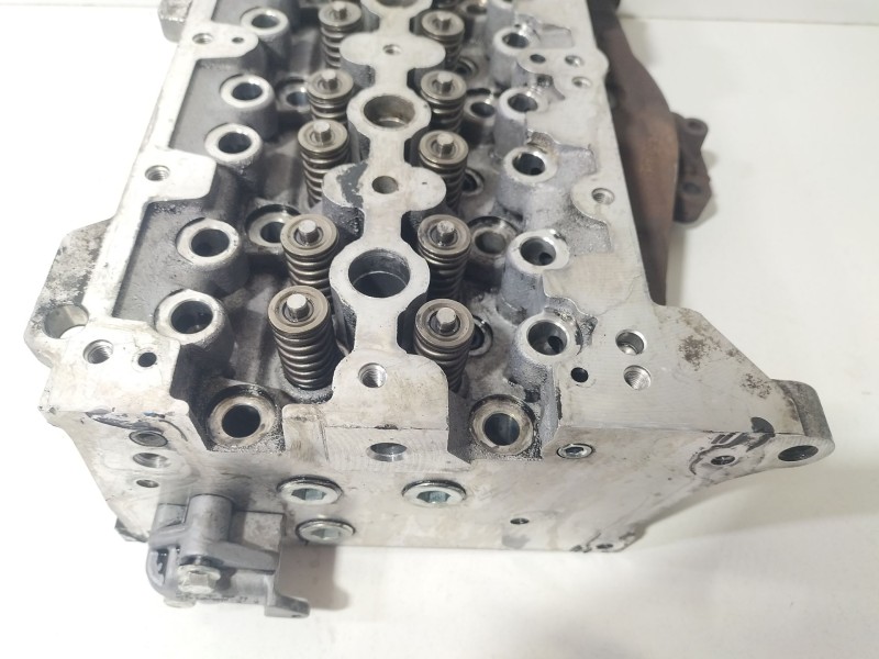 Recambio de culata para opel corsa c 1.3 16v cdti cat (z 13 dt / ln9) referencia OEM IAM 73500052  