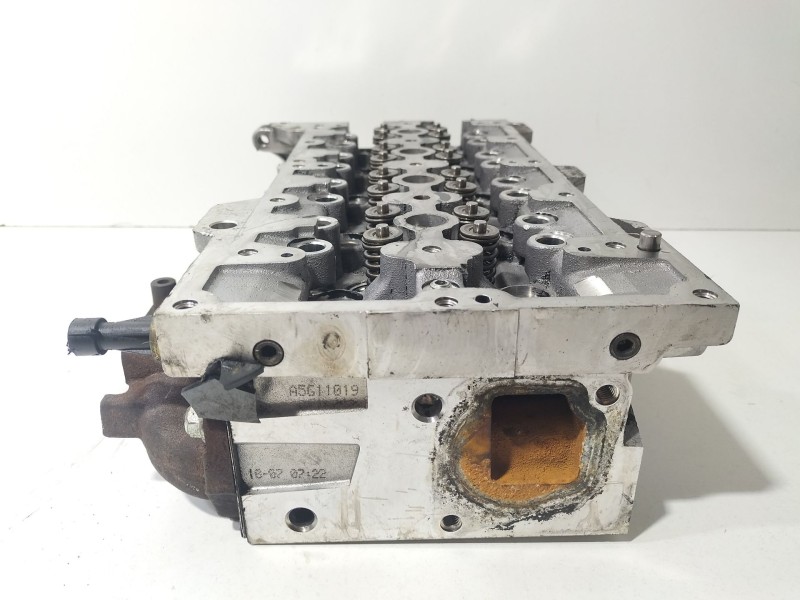Recambio de culata para opel corsa c 1.3 16v cdti cat (z 13 dt / ln9) referencia OEM IAM 73500052  