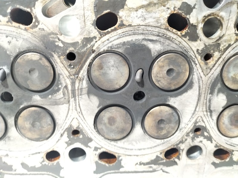 Recambio de culata para opel corsa c 1.3 16v cdti cat (z 13 dt / ln9) referencia OEM IAM 73500052  