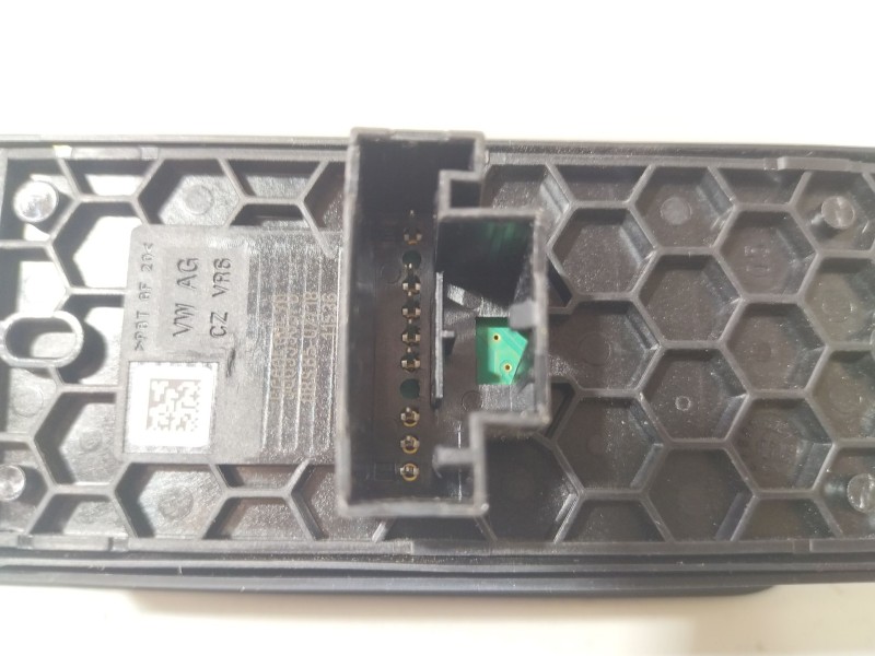 Recambio de mando elevalunas delantero izquierdo para volkswagen golf vii (5g1, bq1, be1, be2) 1.6 tdi referencia OEM IAM 5G1867